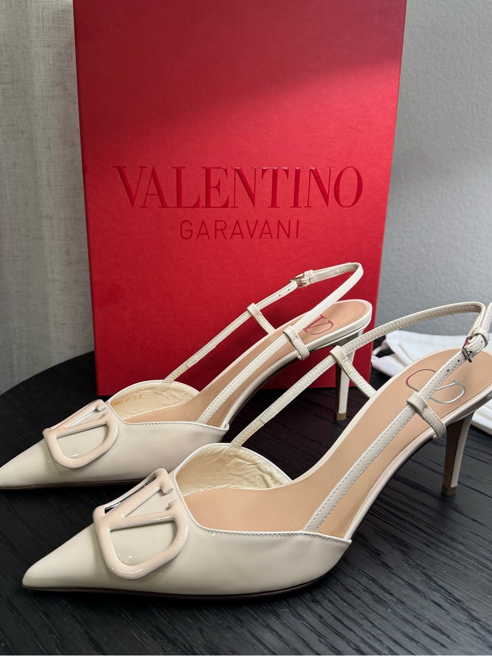 Valentino Garavani V-Logo Slingback Pumps Patent Ivory 39